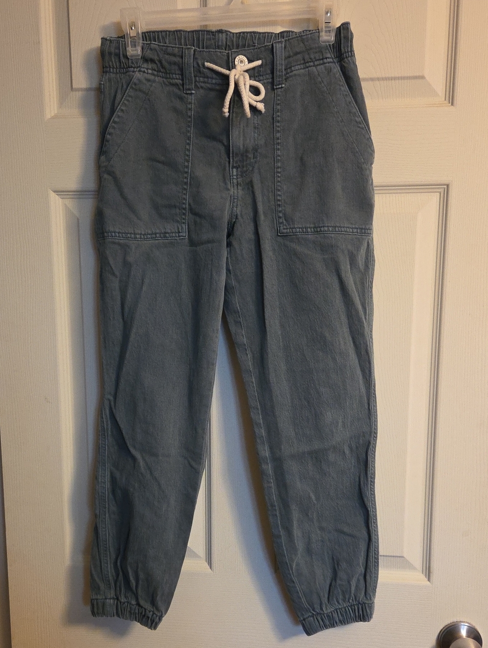 American Eagle Outfitters Olive Green Drawstring Joggers Size 2 Short
